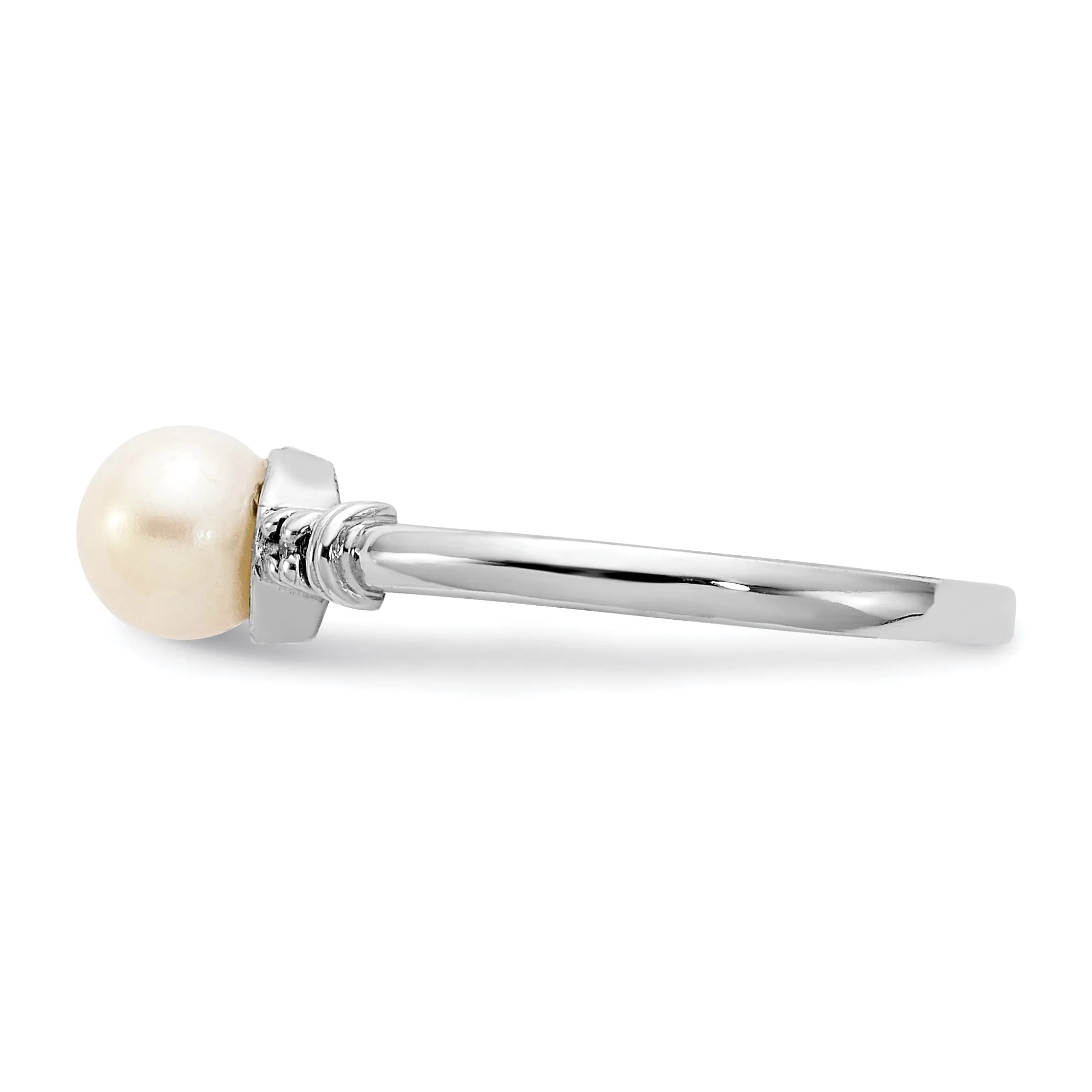 14k White Gold Pearl Diamond Ring