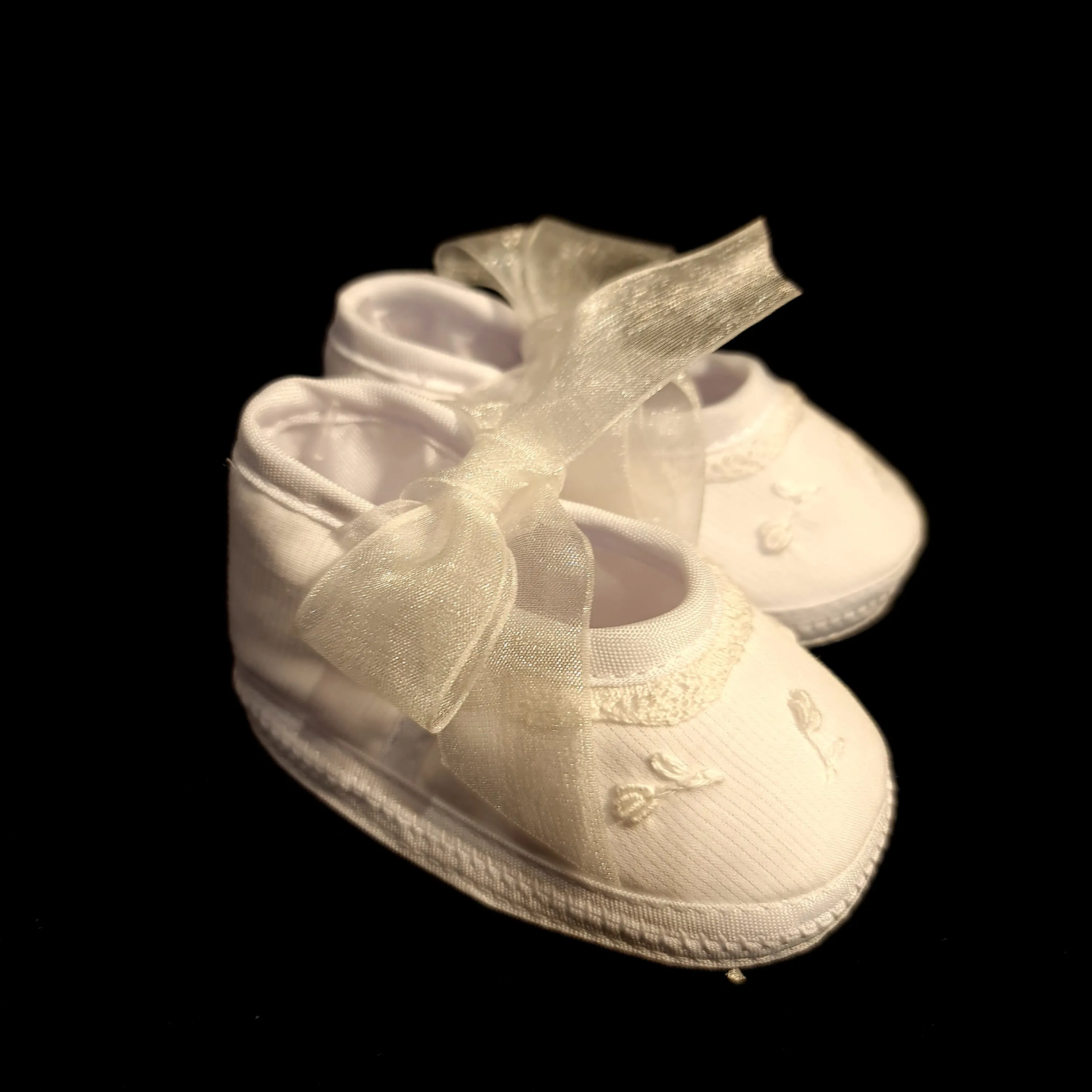 190 Will Beth Occasion pram shoes NB embroidered