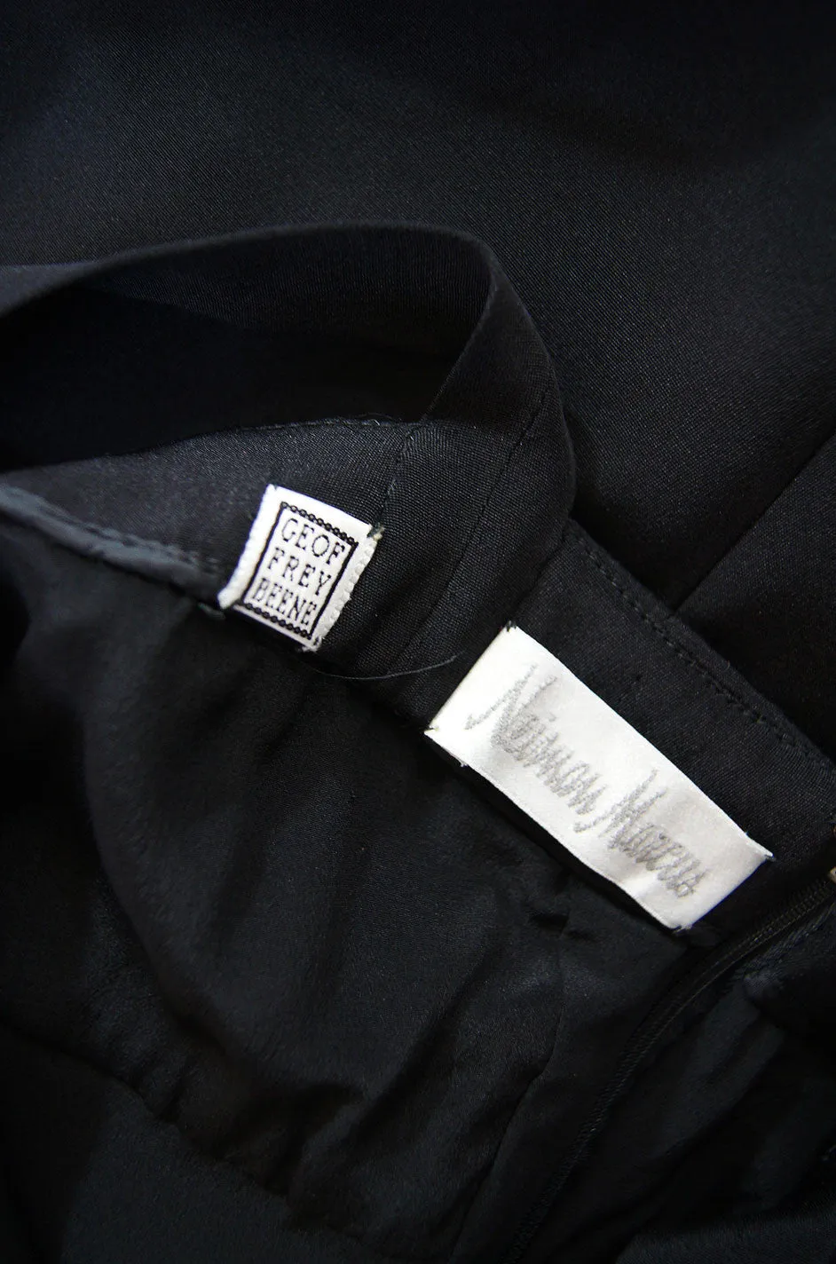 1990s Sleek Midi Length Geoffrey Beene