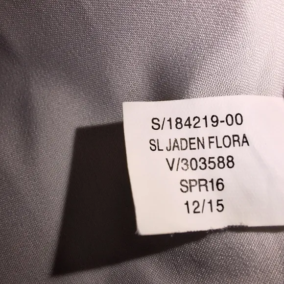 A Banana Republic SL Jaden Floral V-neck sleeveless maxi dress.