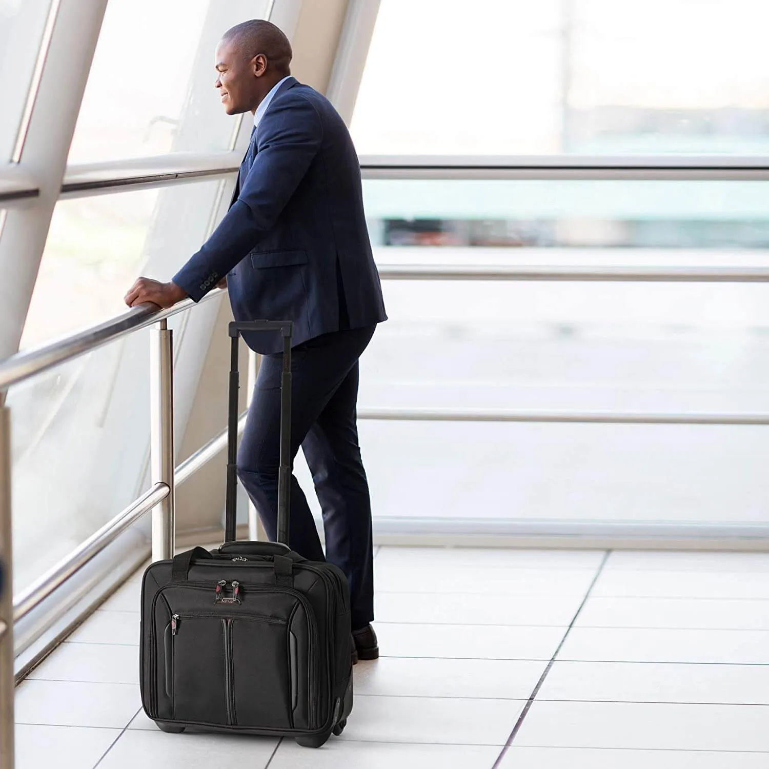 Aerolite 17'' Executive Mobile Business Cabin Hand with Luggage Rolling Laptop Bag, Approved for Ryanair, British Airways, Easyjet, Jet2 & Many More