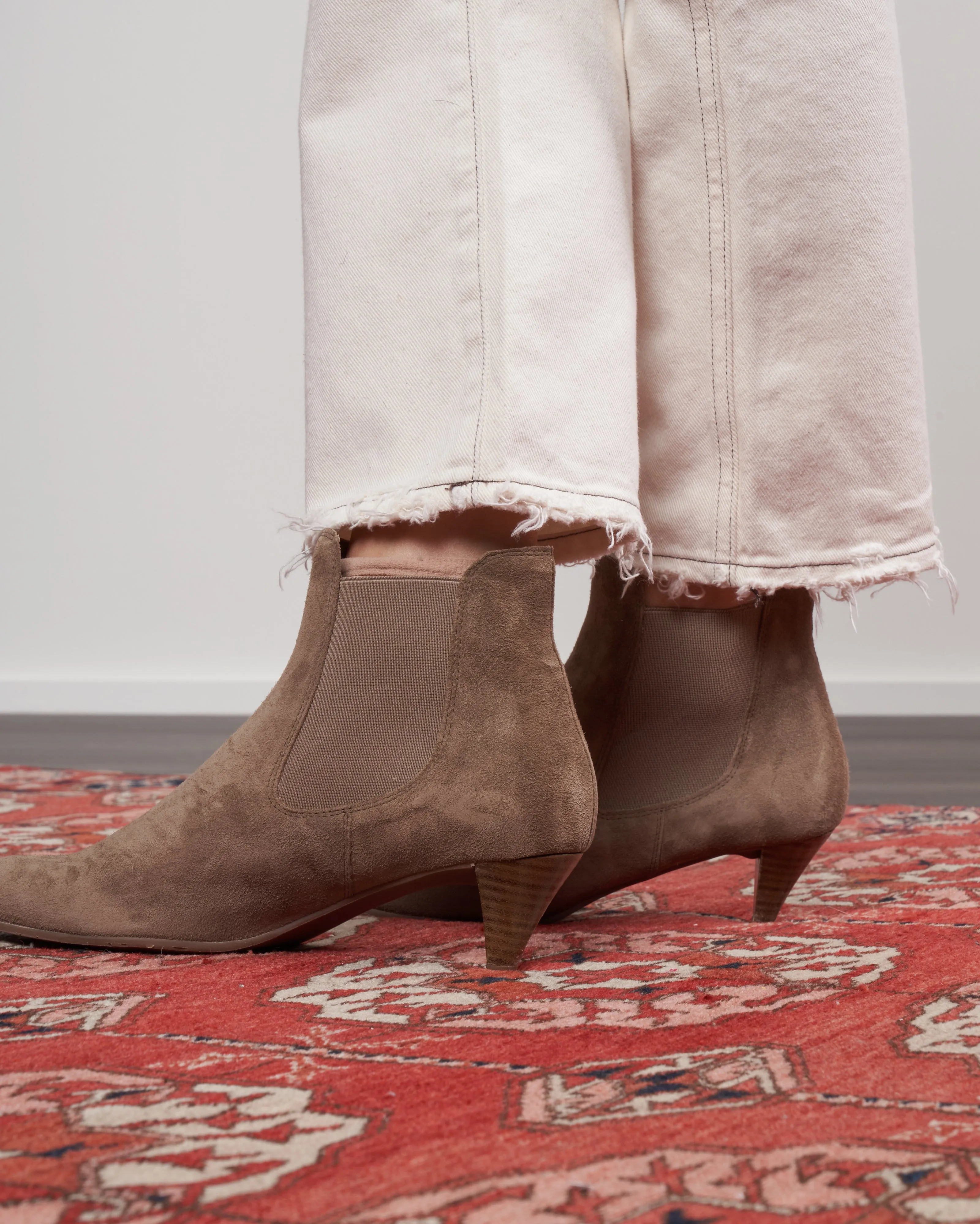 amara-ve_i21 - cumin velour 02