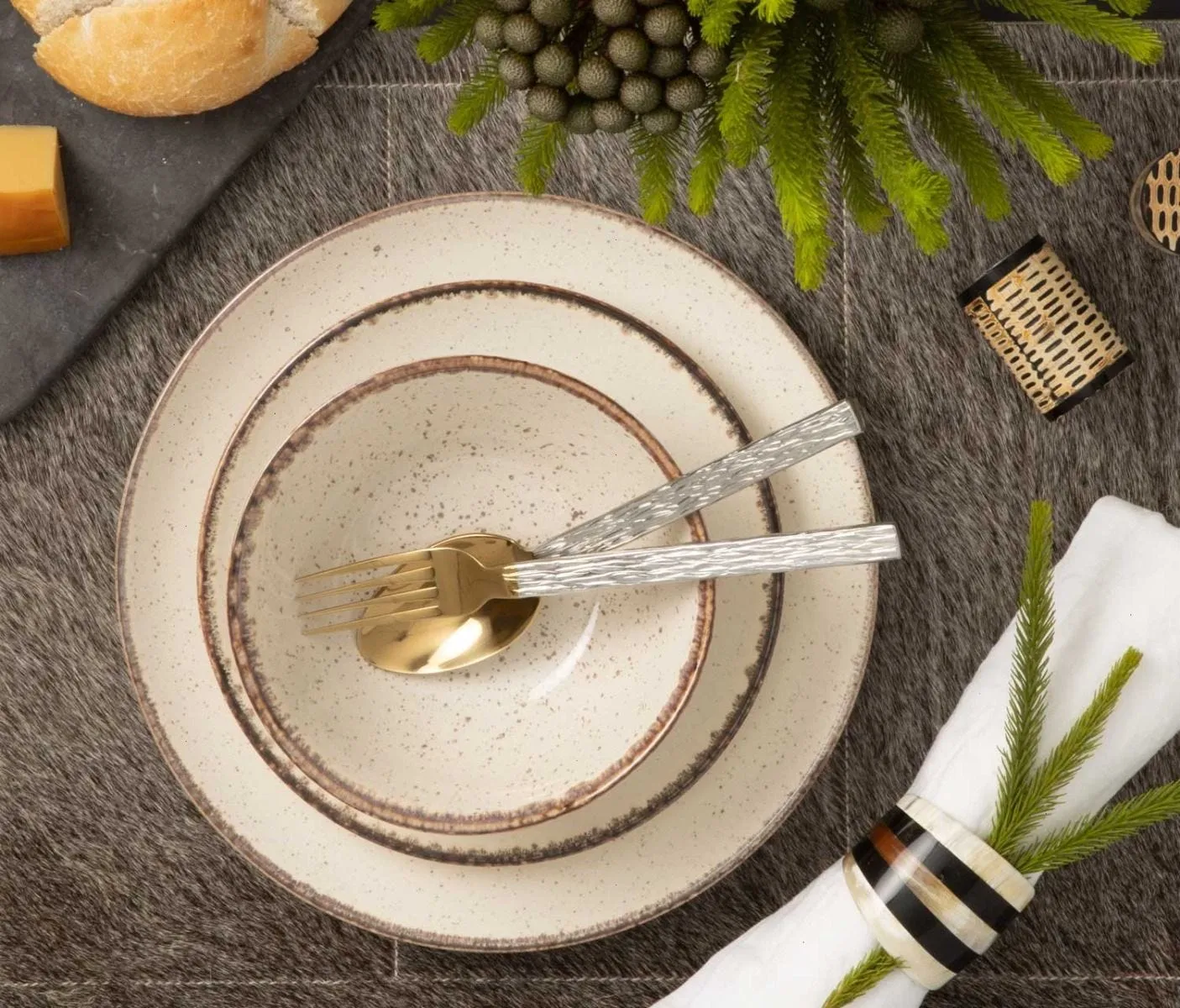 Amaya Dinnerware