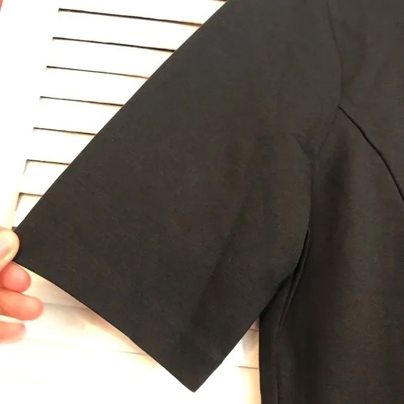 Ann Taylor V-back Black Sheath Dress women’s size 10 NWT
