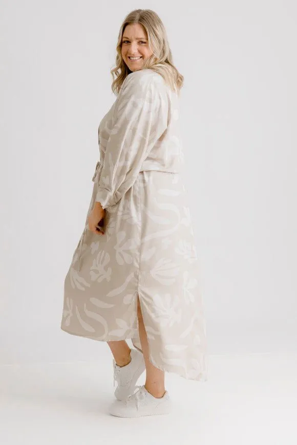 Arenes Motif Shirt Dress - Stone Motif Print