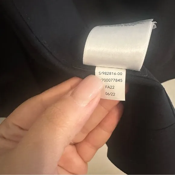Athleta Avenue Blazer Size 14 Black Jacket with pockets Brand New Business Work