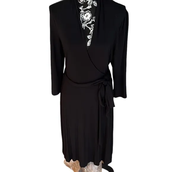 BANANA REPUBLIC size large black faux wrap long sleeve midi dress