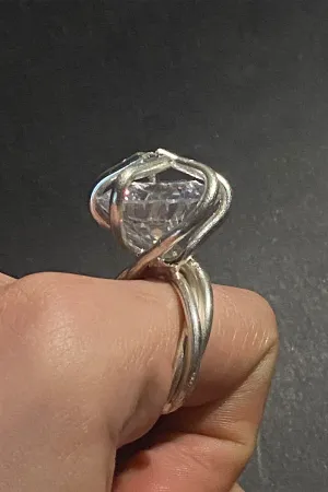 Bisou Crystal Ring