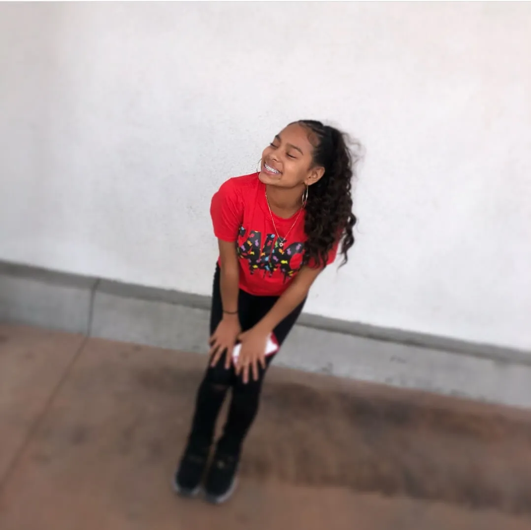 Black Goldfish Sauce | Red Tee
