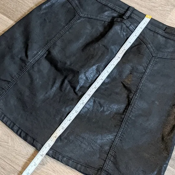 Blank NYC Faux Leather Black Moto Biker Button Front Mini Skirt Size 29