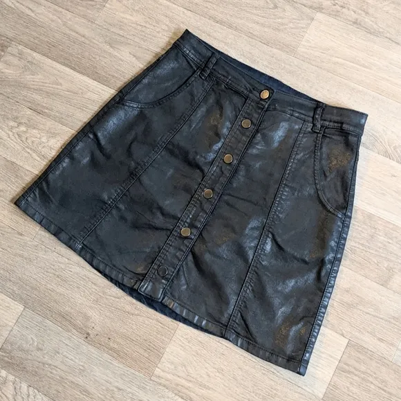 Blank NYC Faux Leather Black Moto Biker Button Front Mini Skirt Size 29
