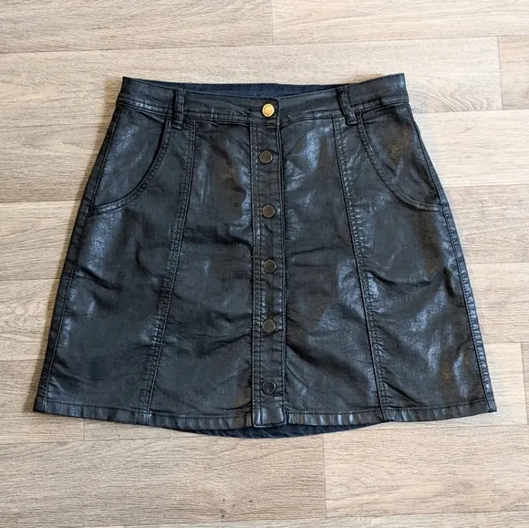 Blank NYC Faux Leather Black Moto Biker Button Front Mini Skirt Size 29