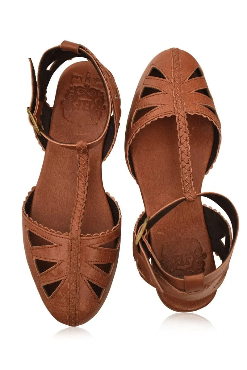 Bounty T-strap Leather Sandals in Vintage Camel