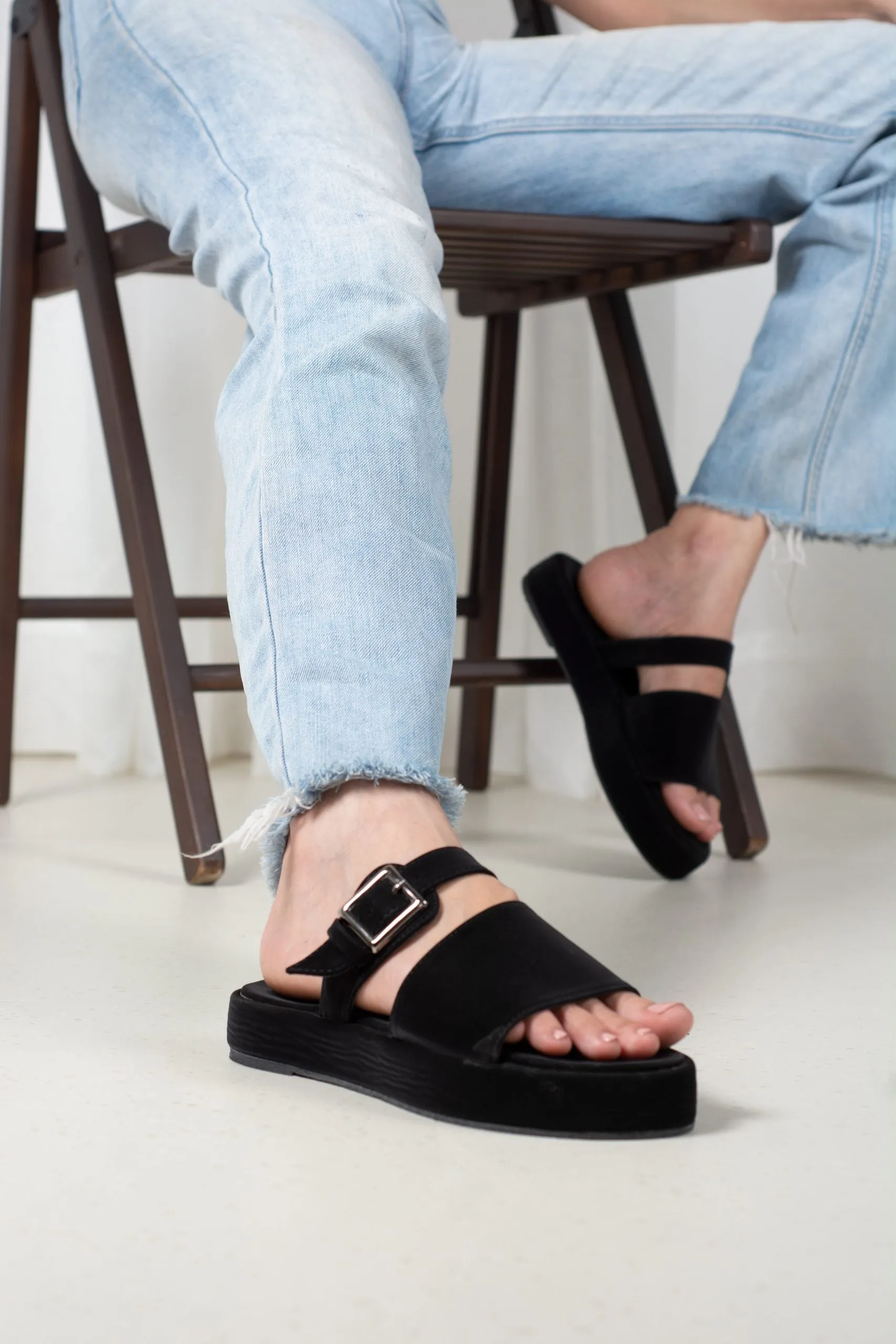 Brook Flatforms