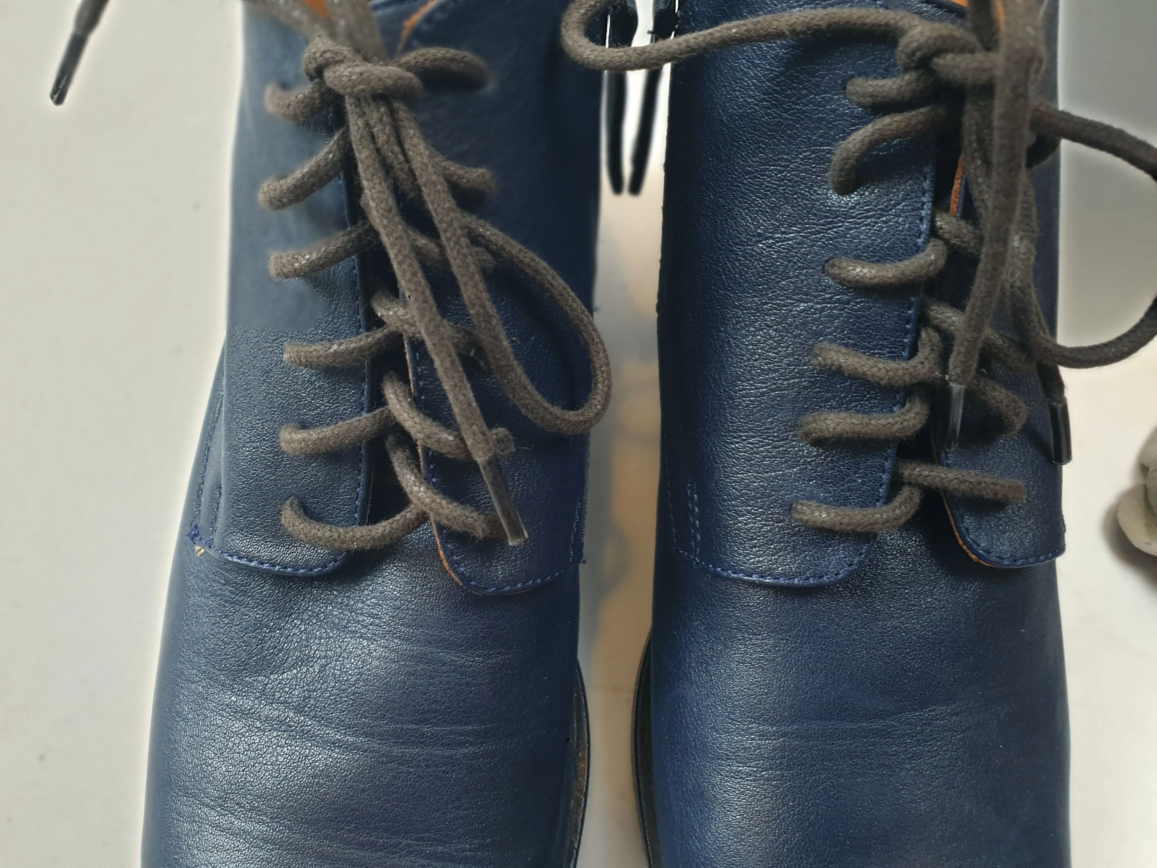 Bueno soft navy leather lace up boots size 40