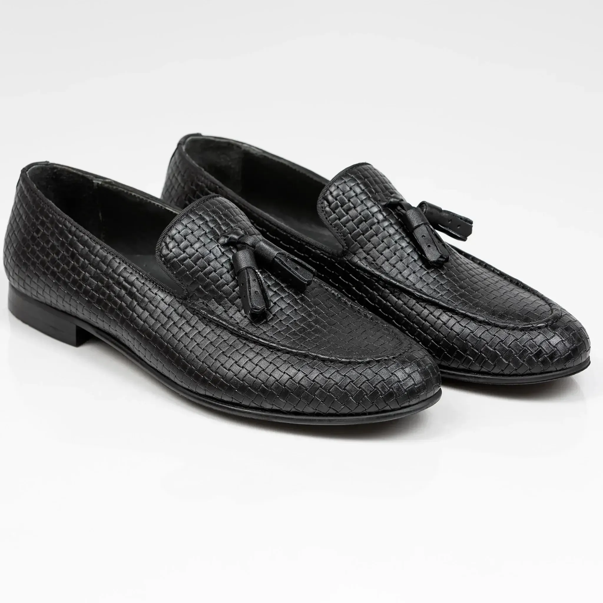Burnished Tassel Loafers Black