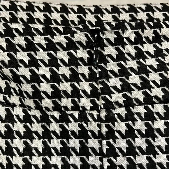Cabi - 6, black and white houndstooth midi skirt, a line
