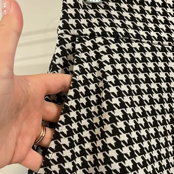 Cabi - 6, black and white houndstooth midi skirt, a line