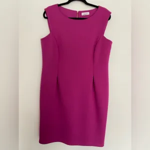 Calvin Klein Midi Dress 16P Magenta Pink Sheath Office Attire Classic Gold Zip