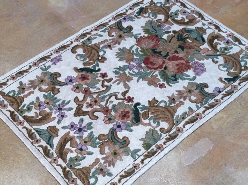 Chain-Stitched Fine India Handmade Wool Rug (Size 2.0 X 2.11) Brrsf-1734