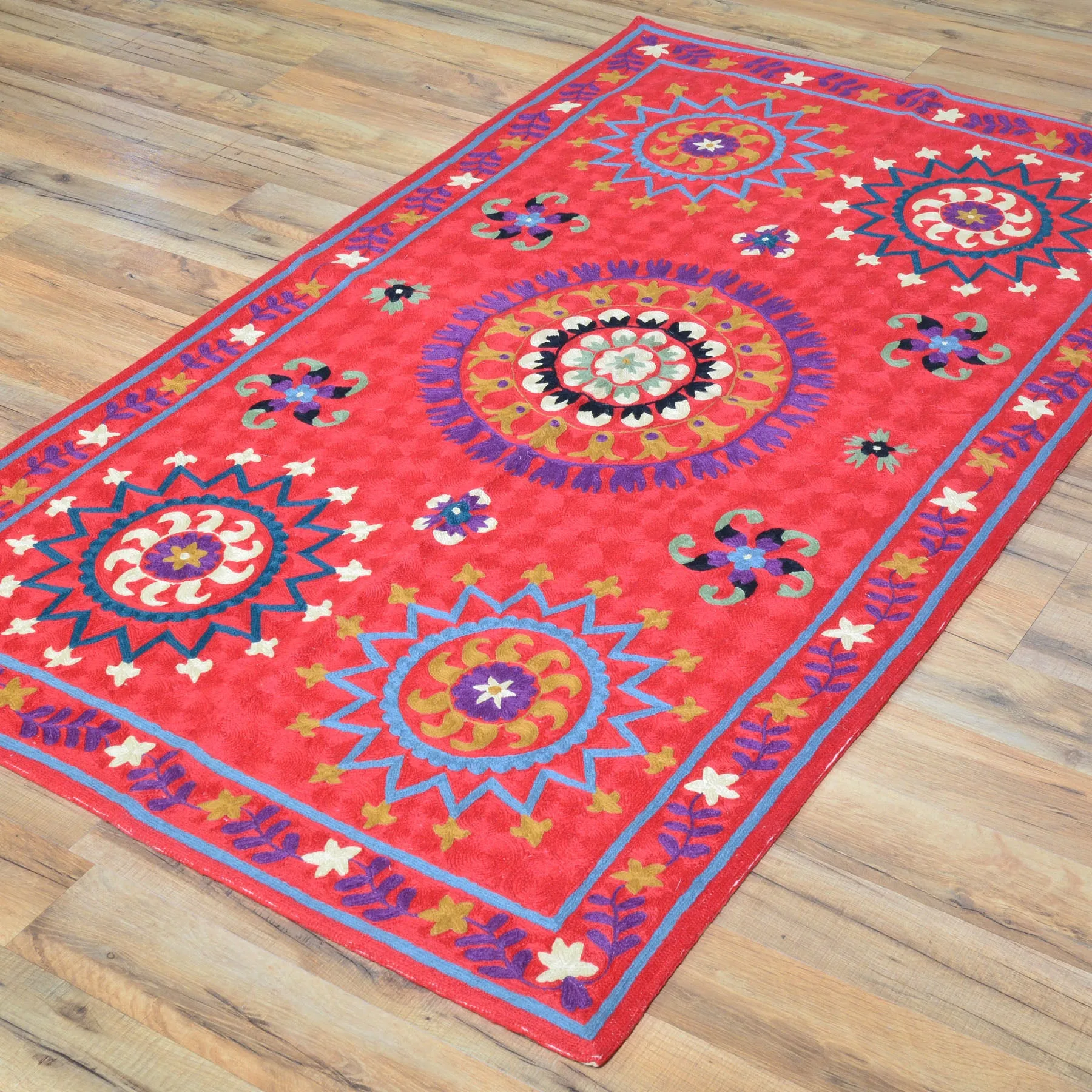 Chain-Stitched Fine India Handmade Wool Rug (Size 2.11 X 5.2) Cwral-7842