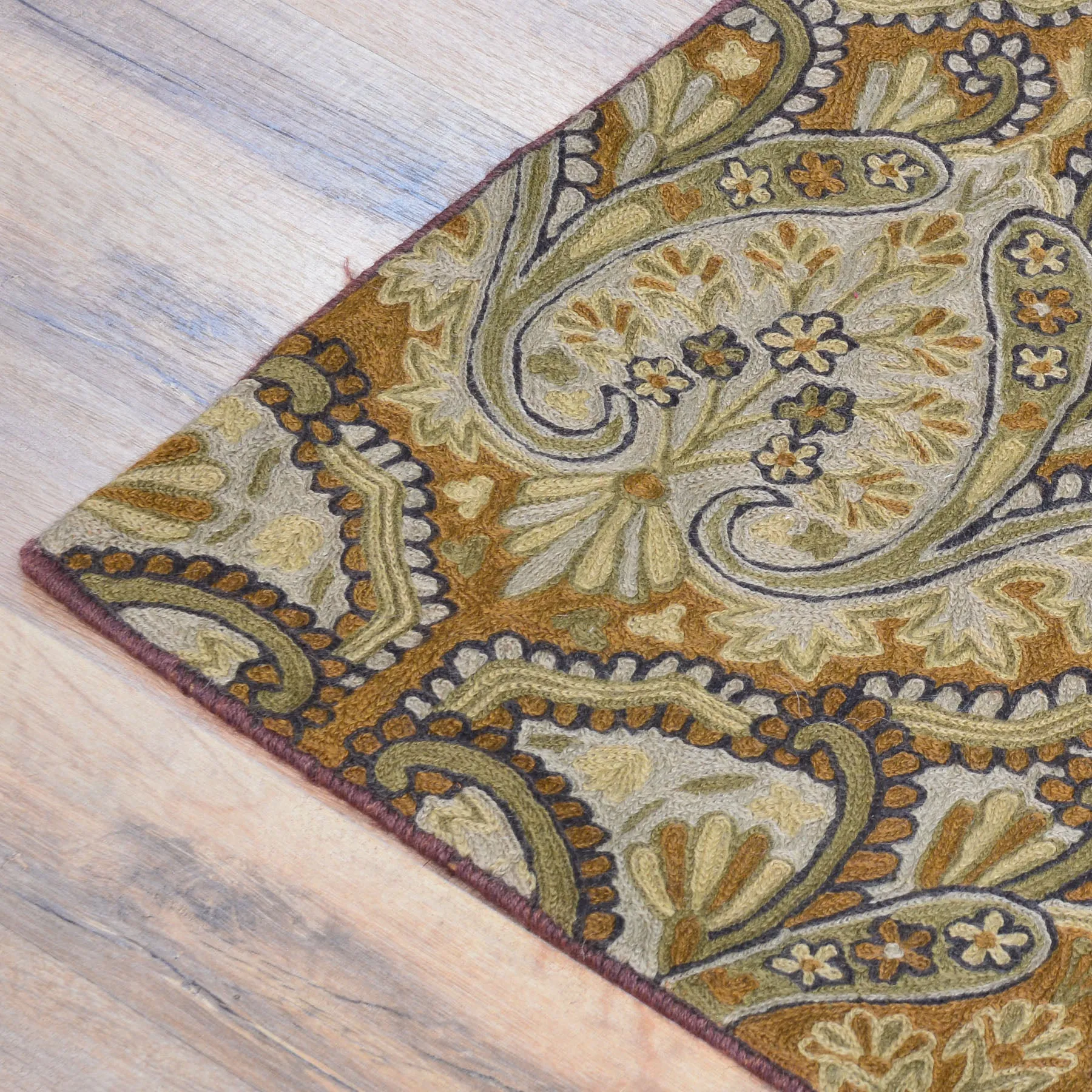 Chain-Stitched Kashmiri Floral Handmade Wool Rug (Size 4.1 X 6.1) Brral-5211