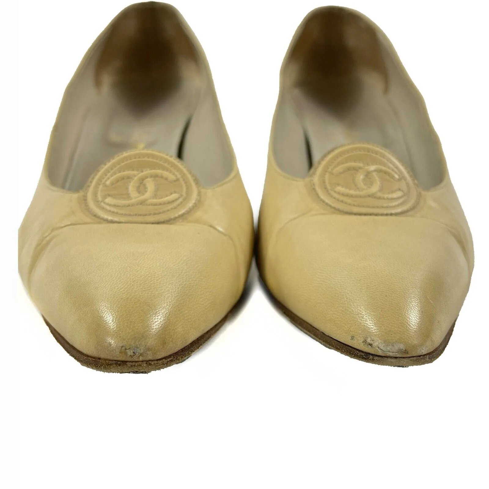 CHANEL - Leather CC Pointed Toe Pumps - Beige - 39 US 9