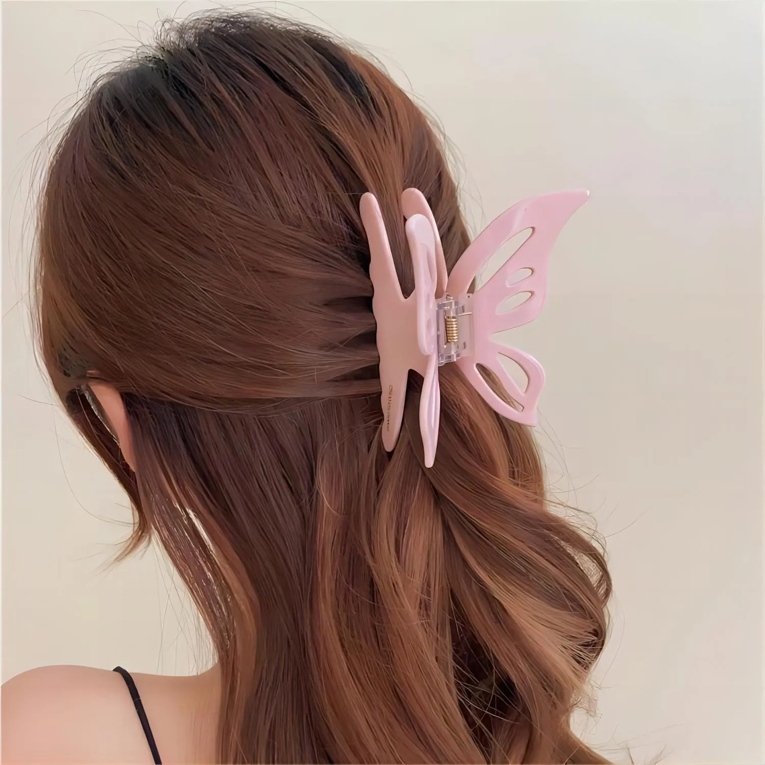 Chic Hollowed-out Butterfly Chignon Claw Clip Hair Clip