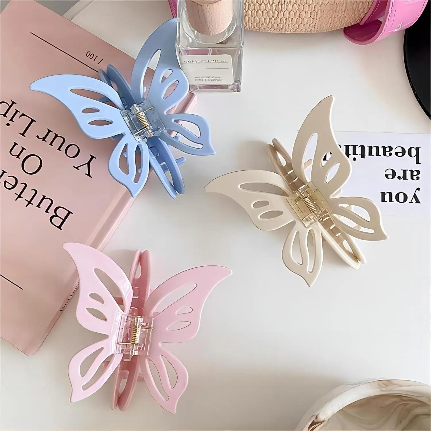 Chic Hollowed-out Butterfly Chignon Claw Clip Hair Clip