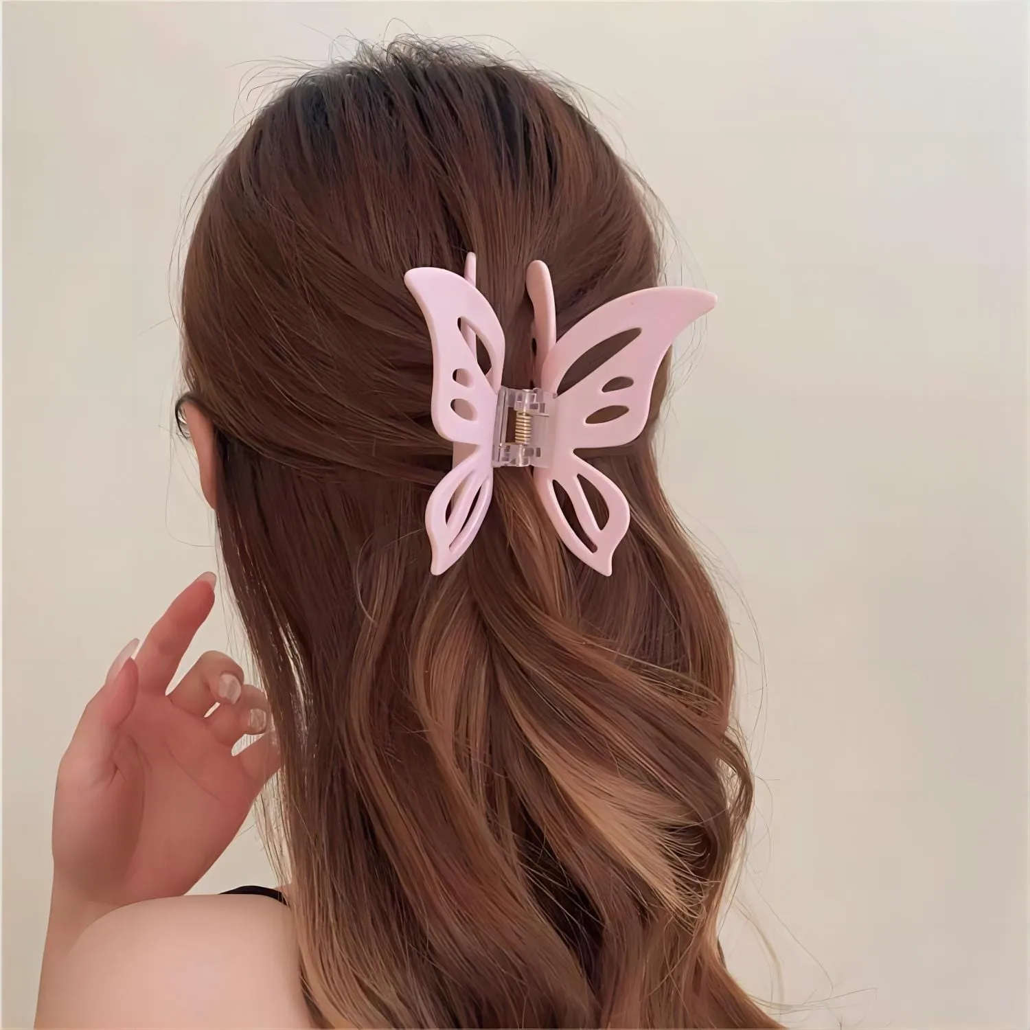 Chic Hollowed-out Butterfly Chignon Claw Clip Hair Clip