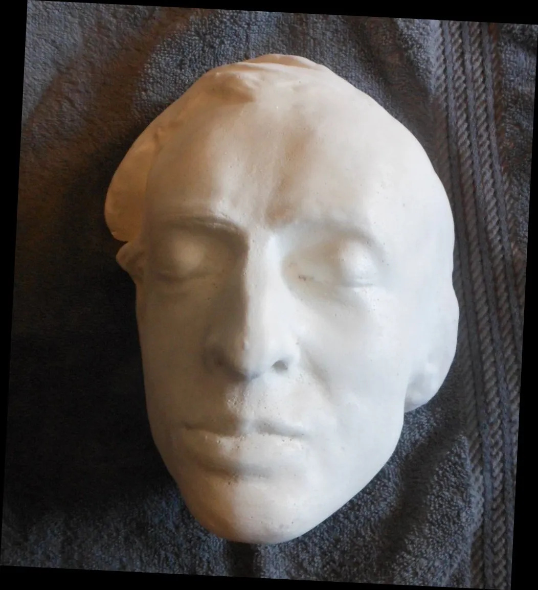 Chopin life mask Head and hand death cast
