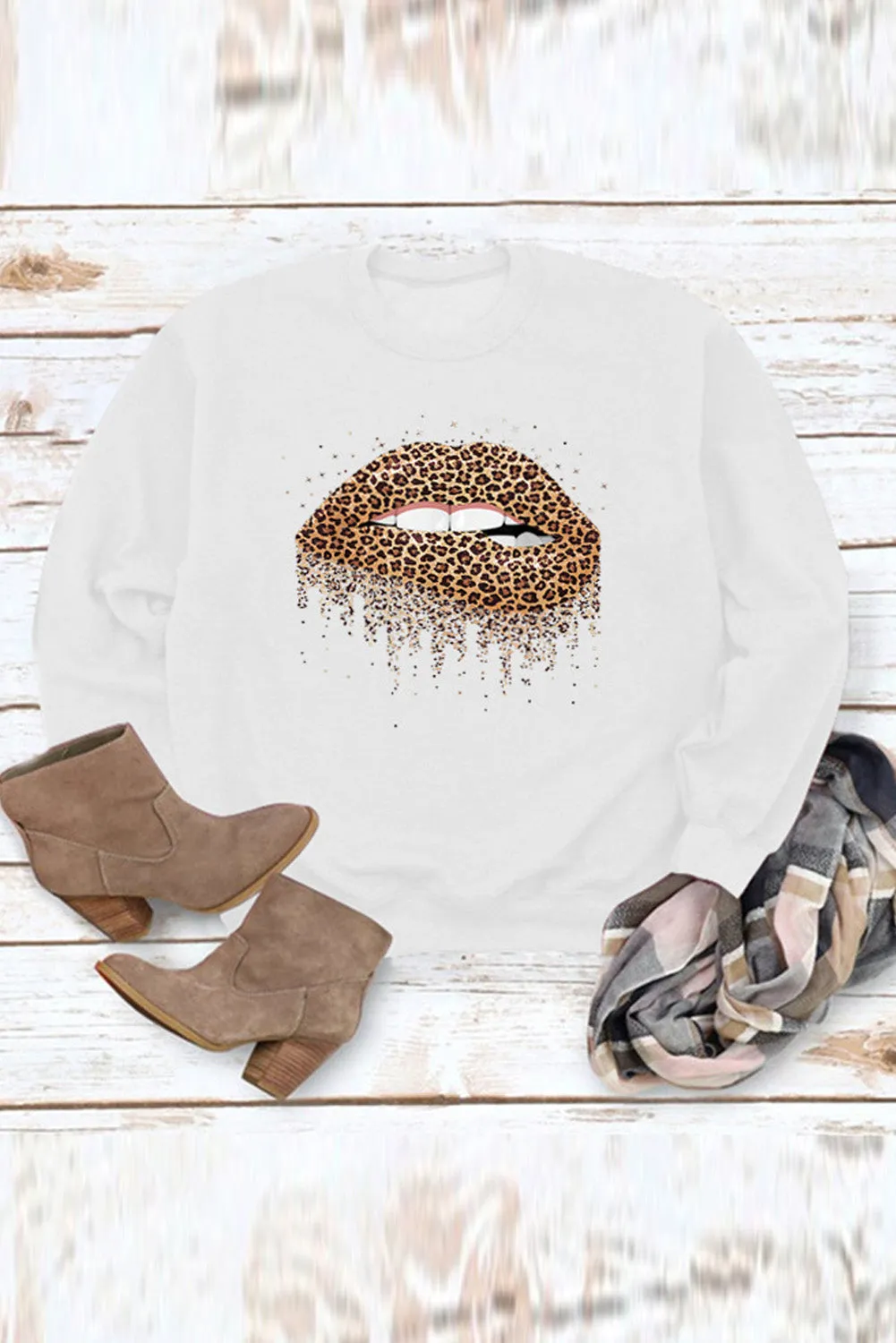 Crew Neck Leopard Lips Graphic Sweatshirt