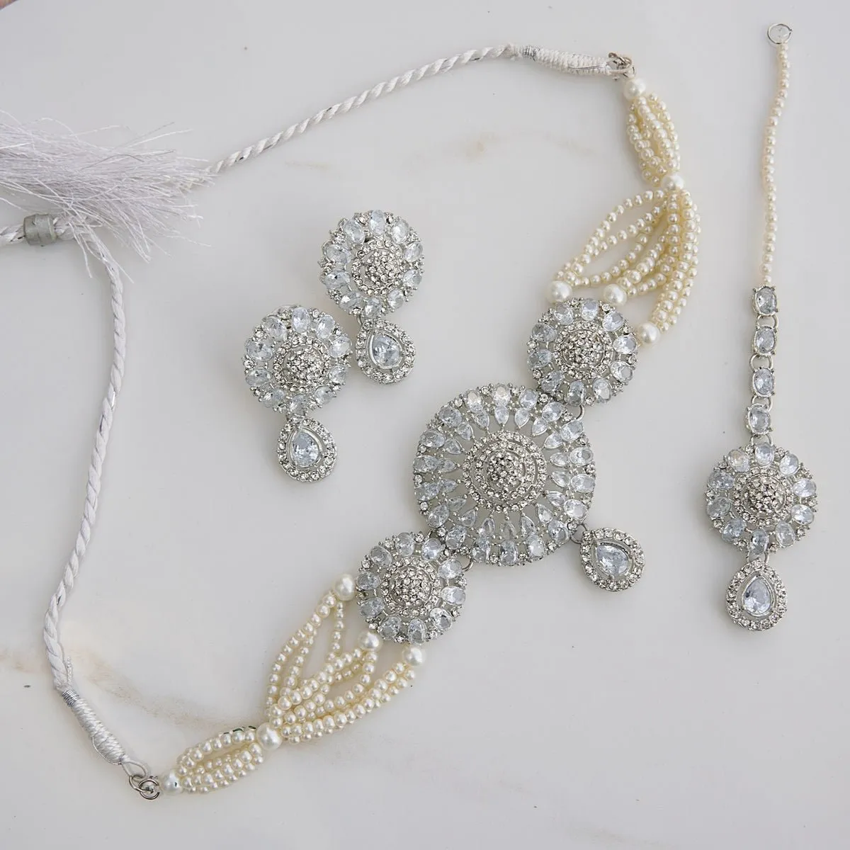 Cubics Pearls Pretty Guluband Set