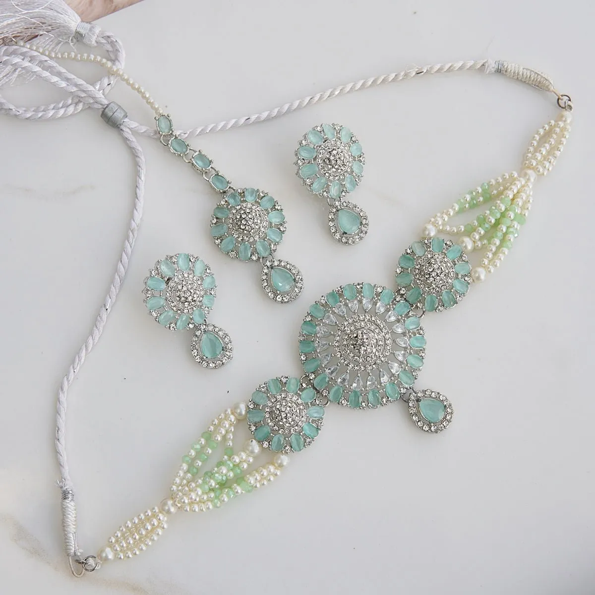 Cubics Pearls Pretty Guluband Set