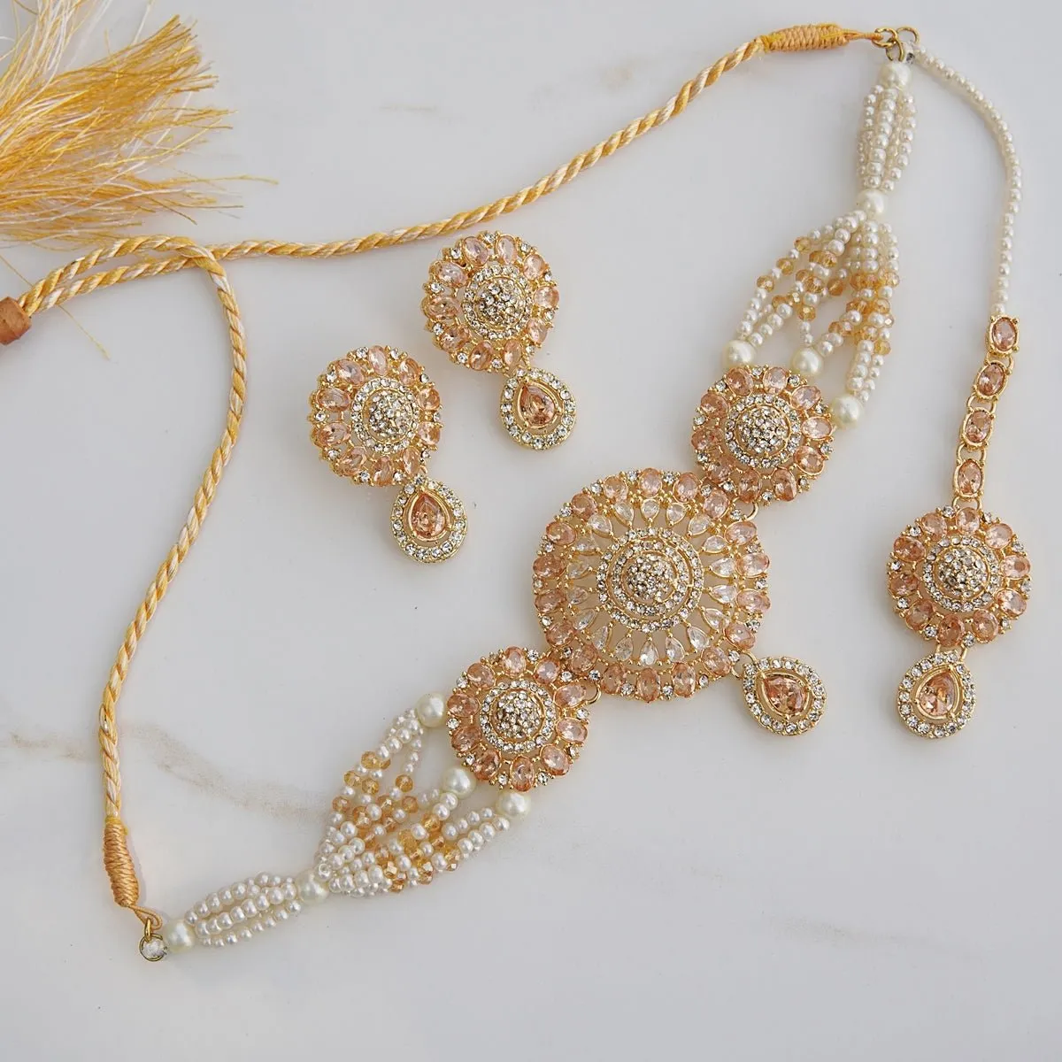 Cubics Pearls Pretty Guluband Set