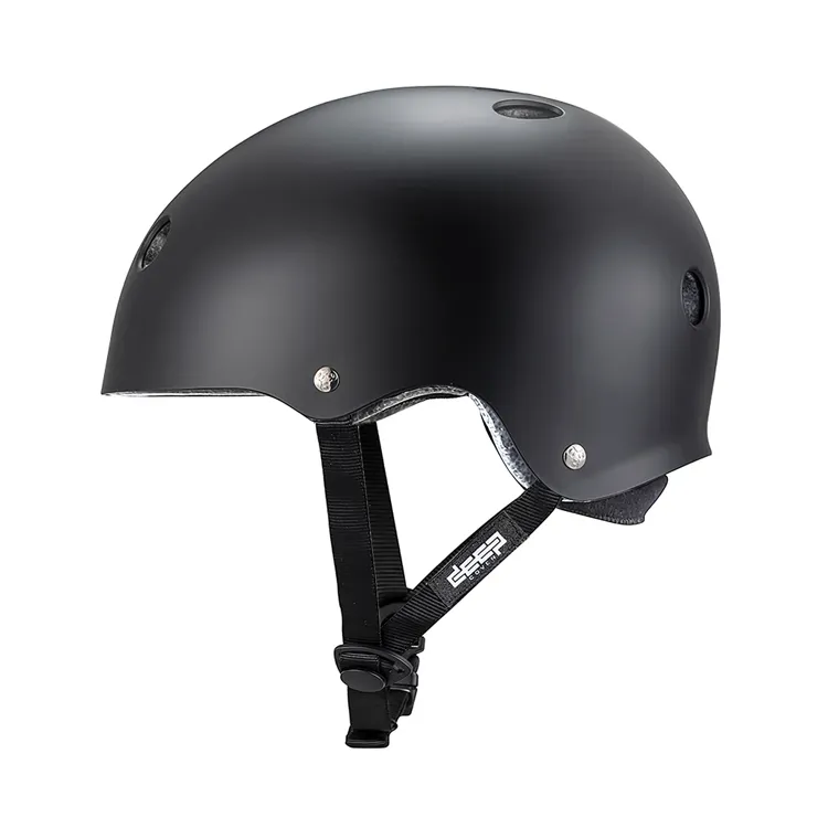 DEEP COVER Helmet