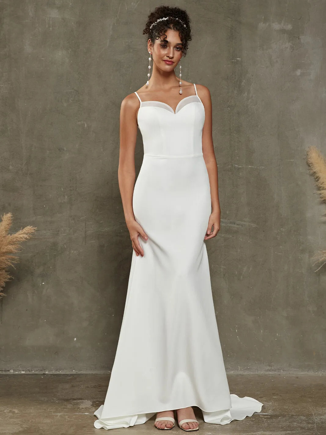 Diamond White Double FDY Sweetheart Mermaid Wedding Dress With Chapel Train