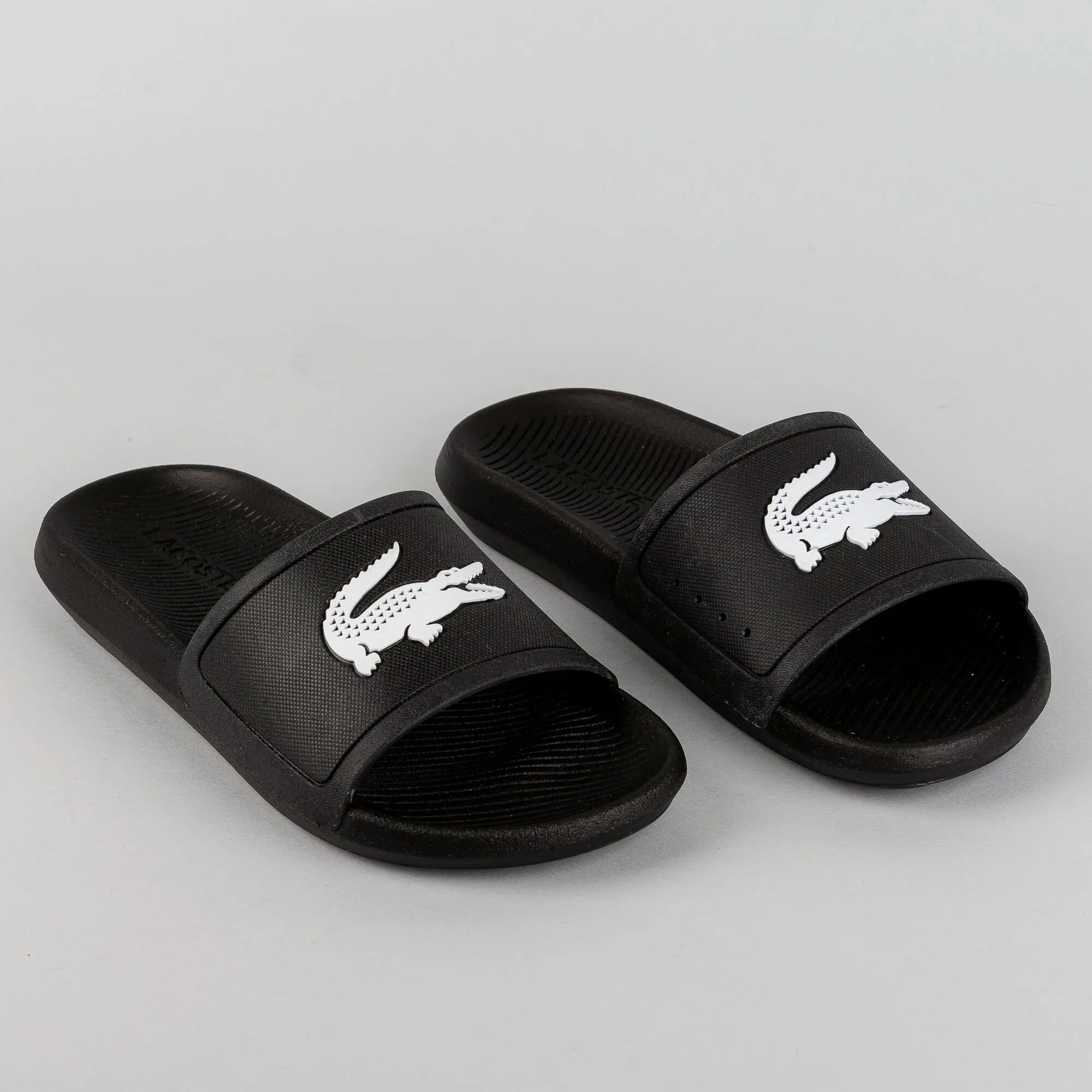 Dámske šľapky Lacoste Croco Slide Blk/Wht čierne