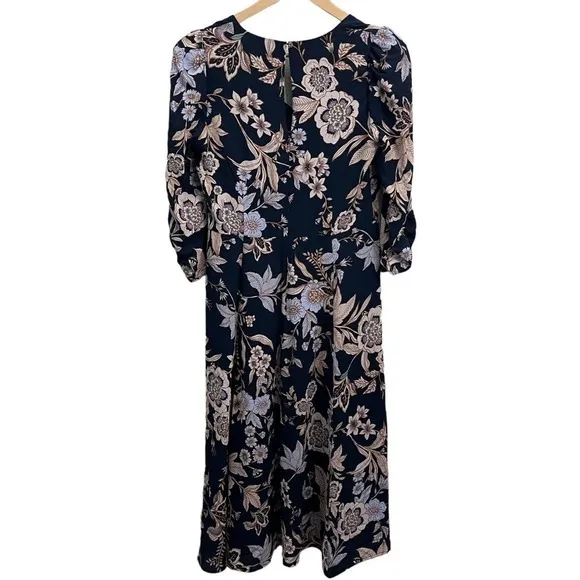 ELIZA J NAVY BLUE FLORAL PRINT 3/4 SLEEVE CREPE FIT &amp; FLARE MIDI DRESS Size 6