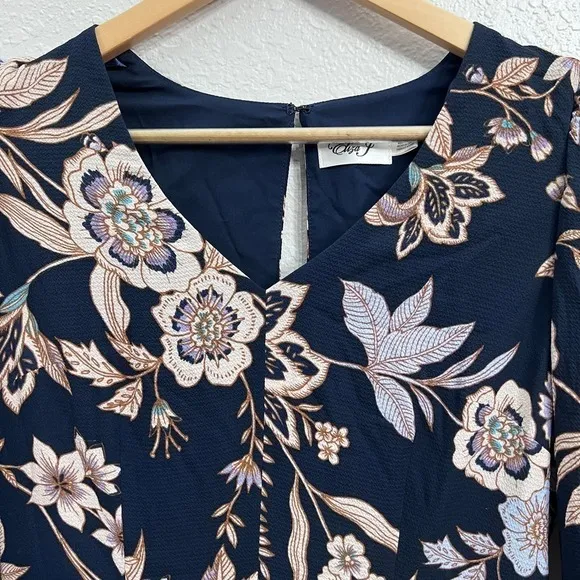 ELIZA J NAVY BLUE FLORAL PRINT 3/4 SLEEVE CREPE FIT &amp; FLARE MIDI DRESS Size 6