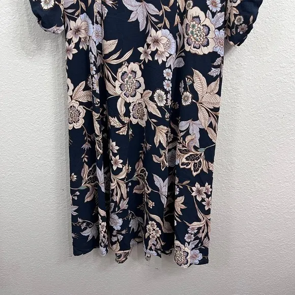 ELIZA J NAVY BLUE FLORAL PRINT 3/4 SLEEVE CREPE FIT &amp; FLARE MIDI DRESS Size 6