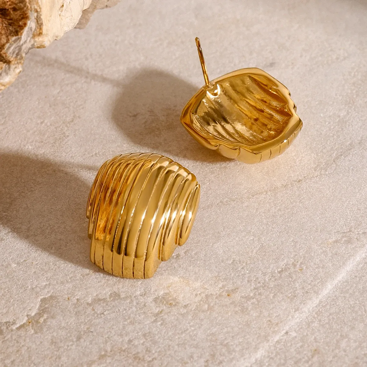 Geometric Minimalist Vertical Pleated Hollow Half Round Earrings