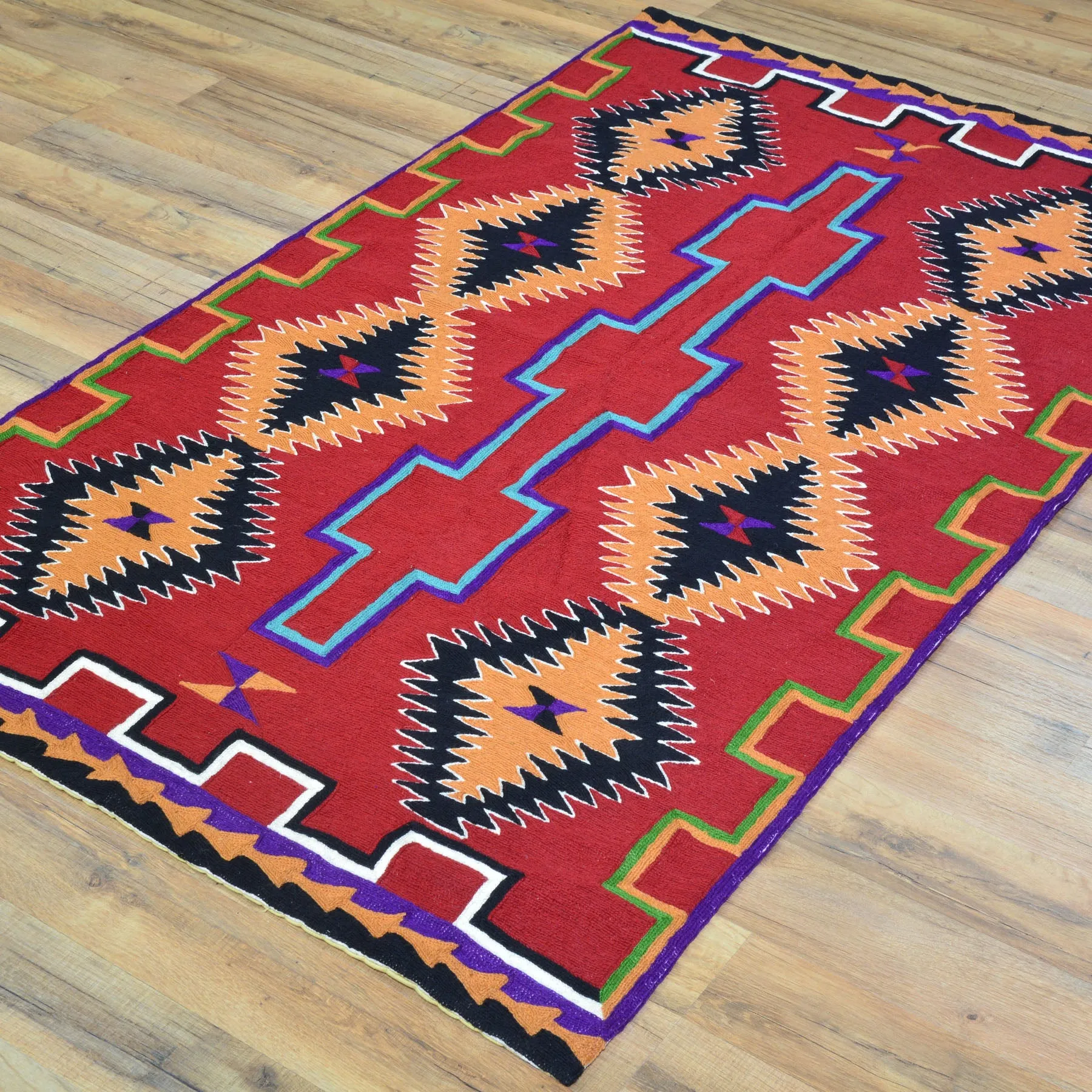 Hand-Woven Kashmiri Chain-Stitched Handmade Wool Rug (Size 3.0 X 4.11) Cwral-9279