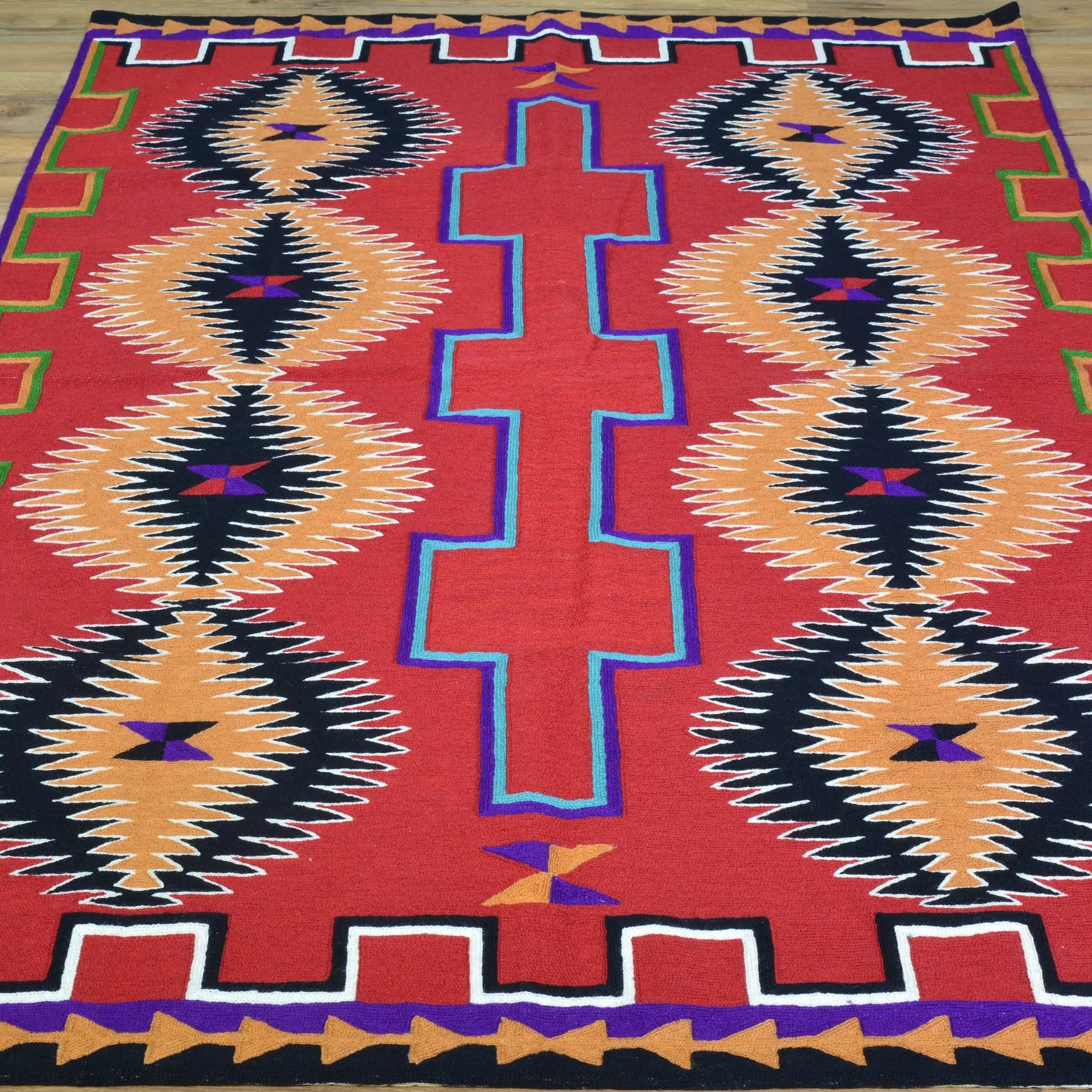 Hand-Woven Kashmiri Chain-Stitched Handmade Wool Rug (Size 4.0 X 5.11) Cwral-9282