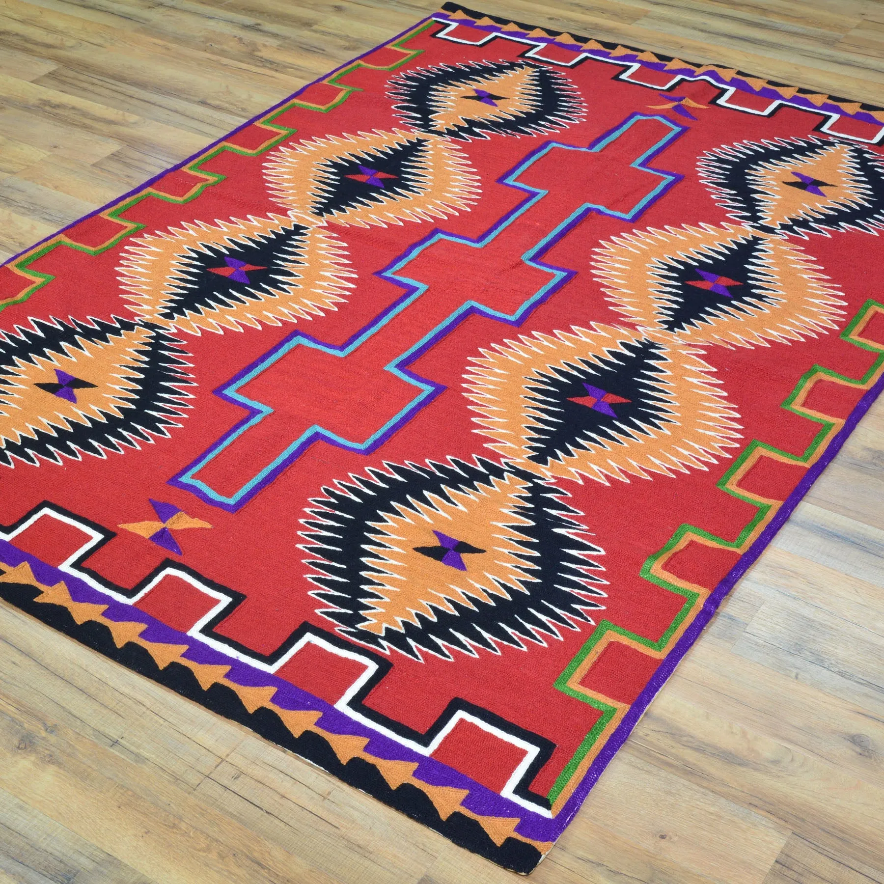 Hand-Woven Kashmiri Chain-Stitched Handmade Wool Rug (Size 4.0 X 5.11) Cwral-9282