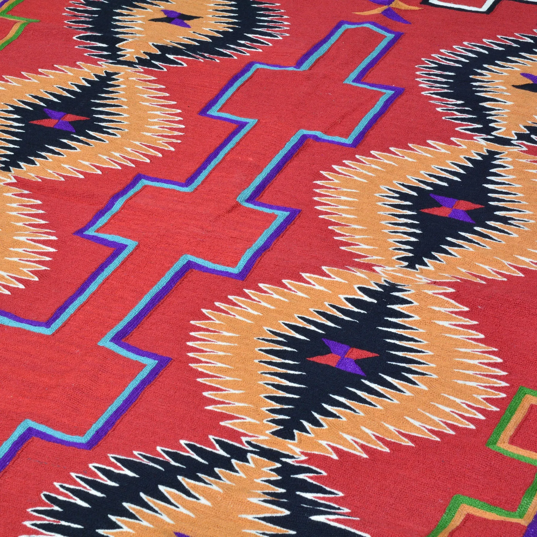 Hand-Woven Kashmiri Chain-Stitched Handmade Wool Rug (Size 4.0 X 5.11) Cwral-9282