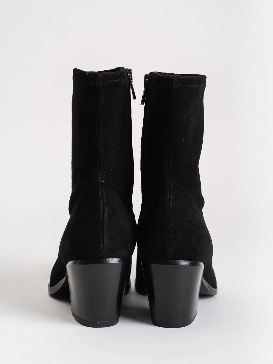 hayek boot
