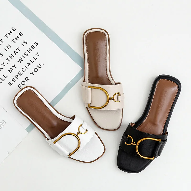 INSTOCK- Women fashionable all-match outdoor wear flip flops flat