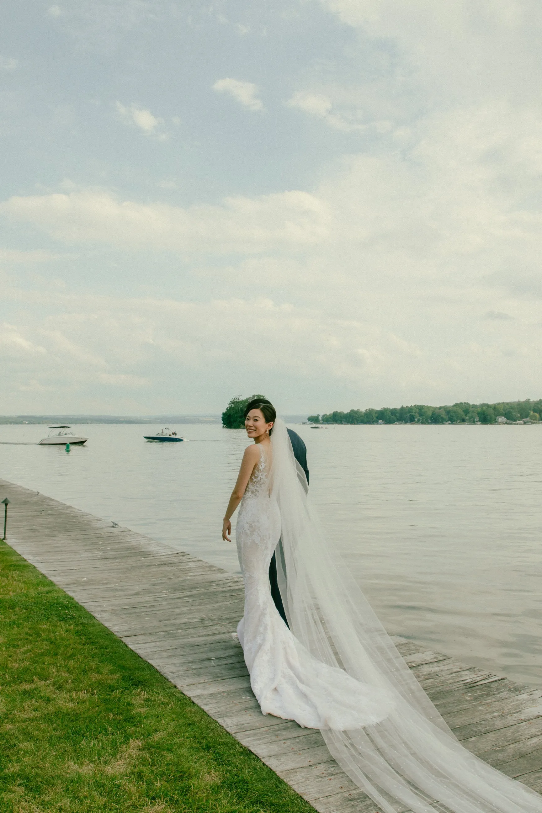 Ivory Dew Drop Wedding Veil, Sofia Richie Resin Droplet