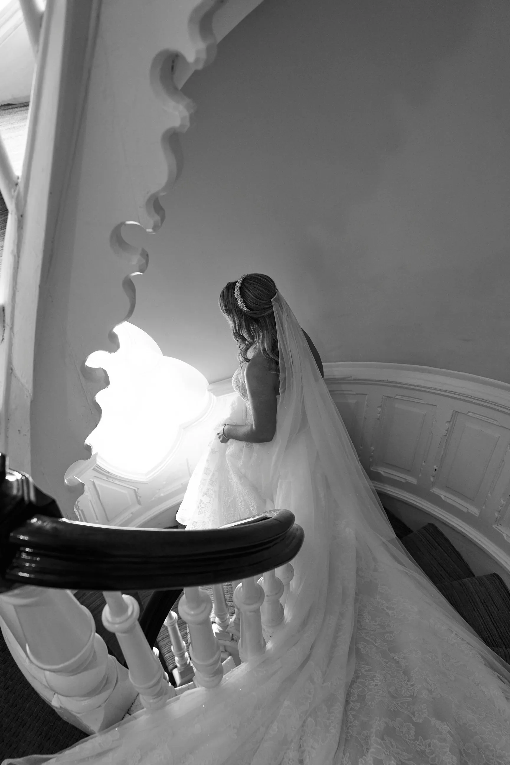 Ivory Dew Drop Wedding Veil, Sofia Richie Resin Droplet